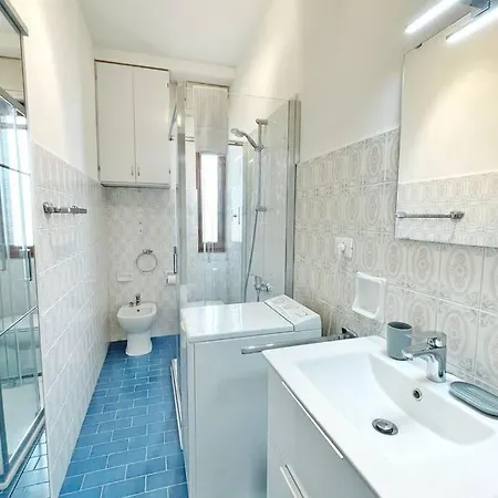 Suite Deamicis - Vista Mare E Relax Sanremo Exterior photo