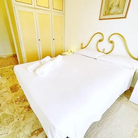 Suite Deamicis - Vista Mare E Relax Sanremo Exterior photo
